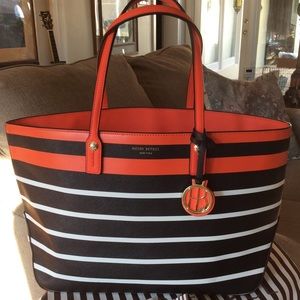 BEAUTIFUL HENRI BENDEL BAG💋NWOT!!!